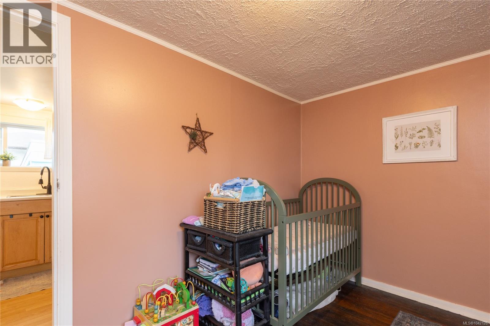 709 Stirling Ave - 18