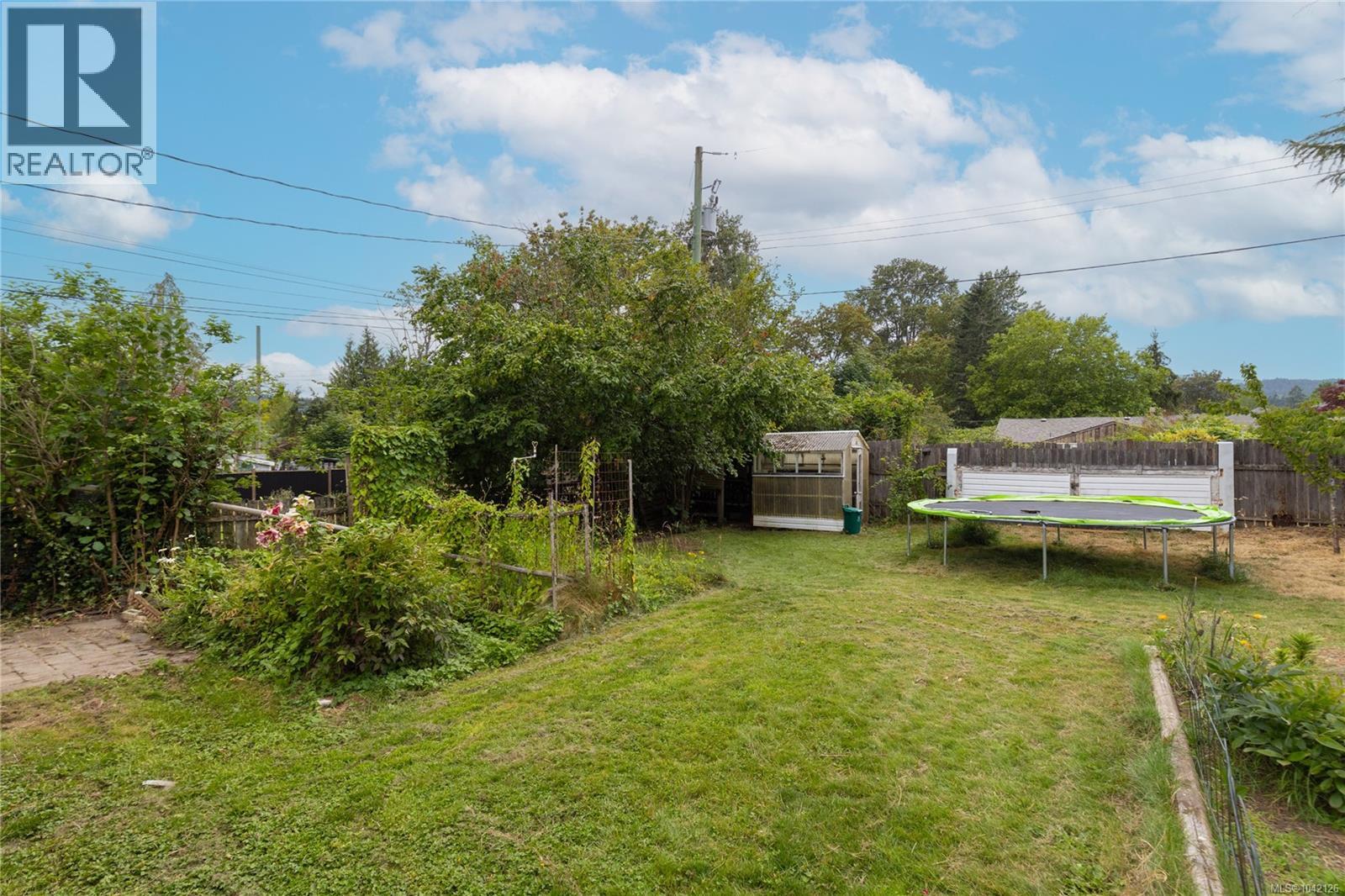 709 Stirling Ave - 28
