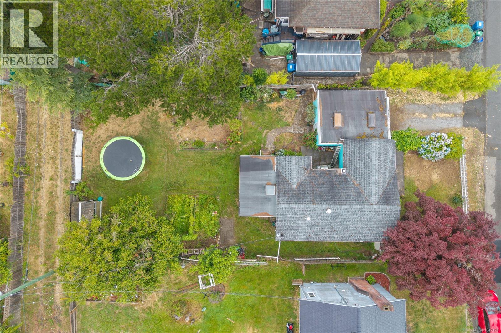 709 Stirling Ave - 31