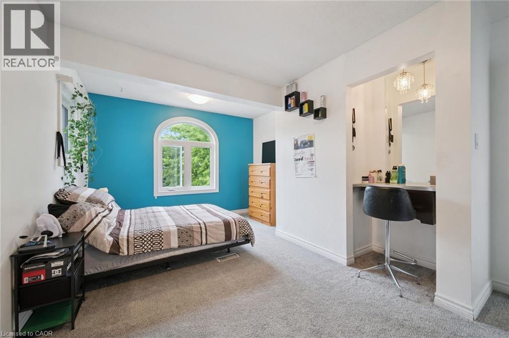 170 ELMSLIE Place - 16