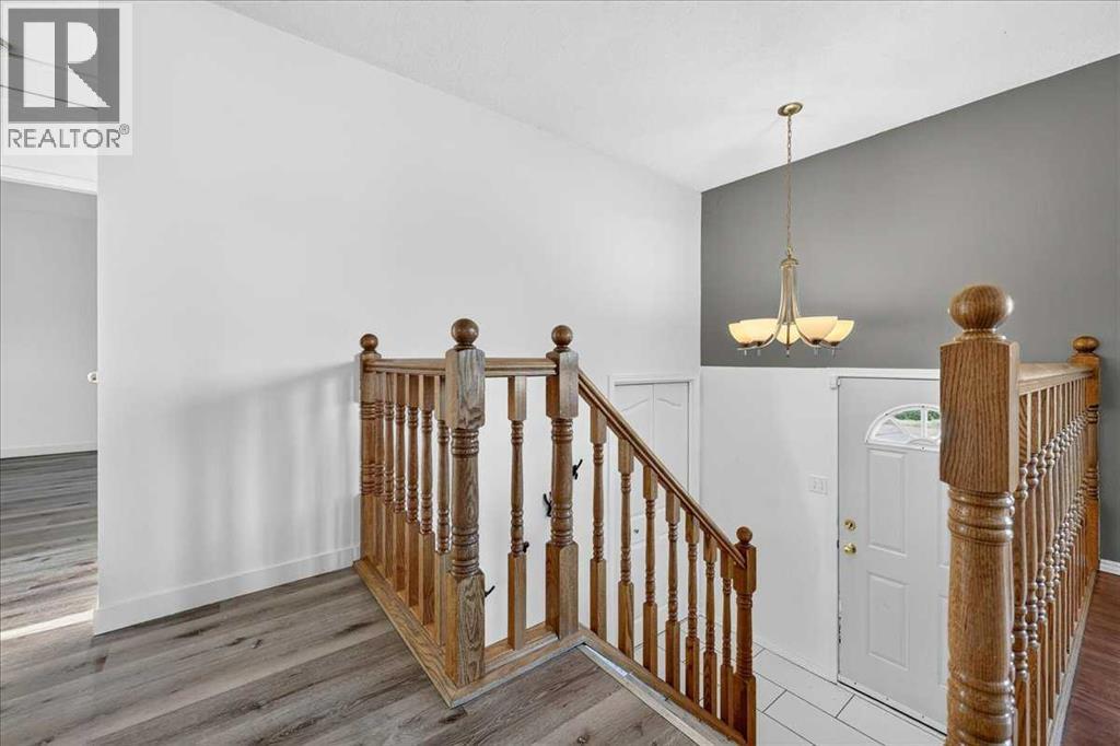 4711 Montana Drive NW, Montgomery, Calgary photo 5