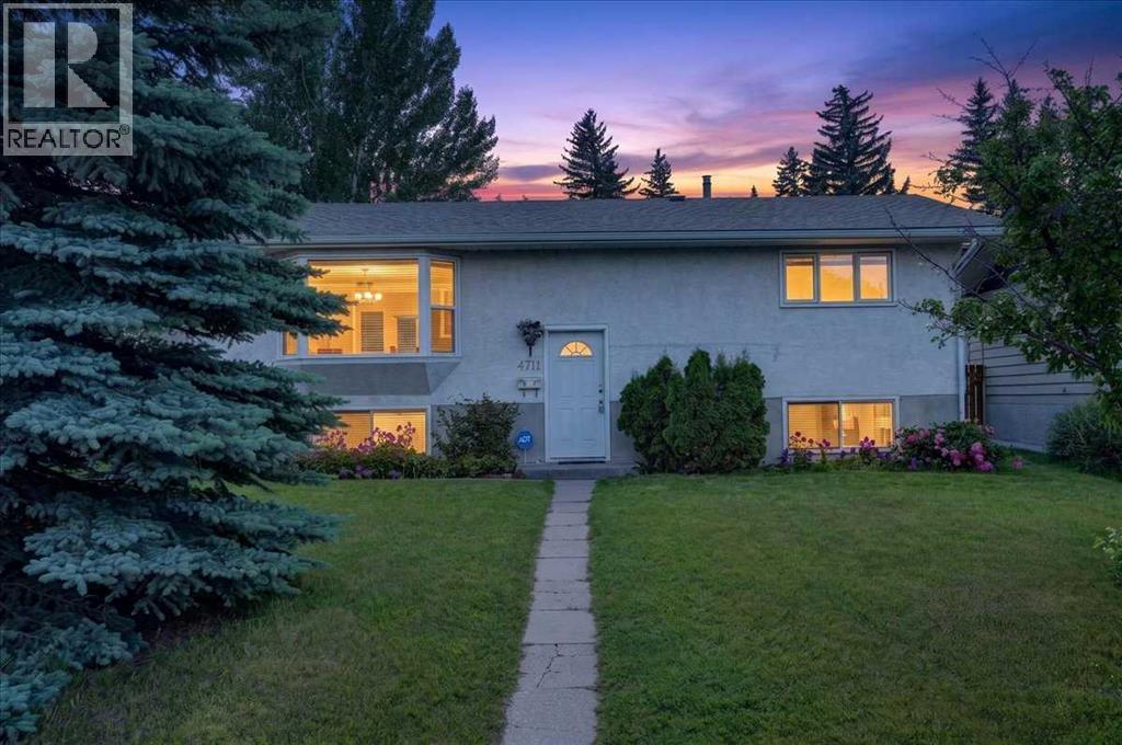 4711 Montana Drive NW, Montgomery, Calgary photo 1