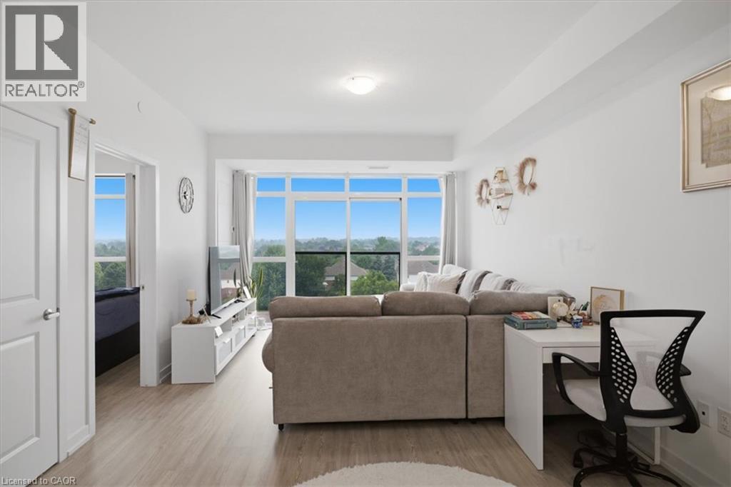 #603 450 DUNDAS Street E - 7