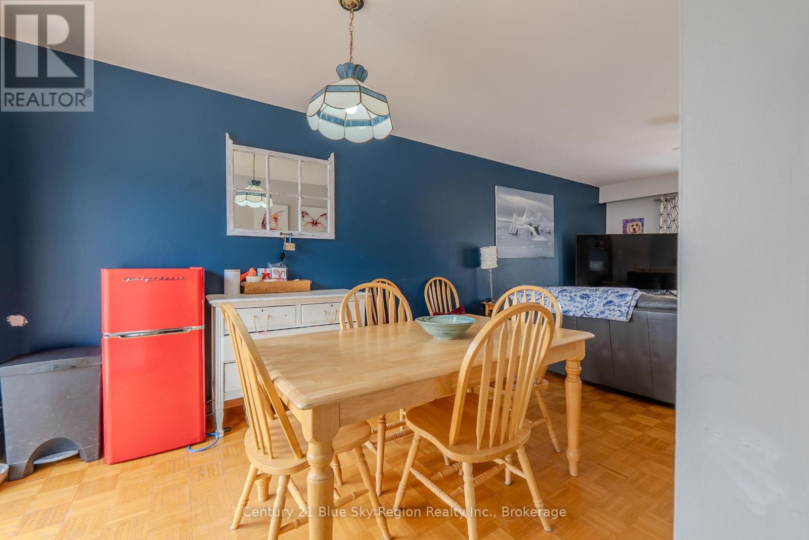 272 PATRICIA STREET - 19