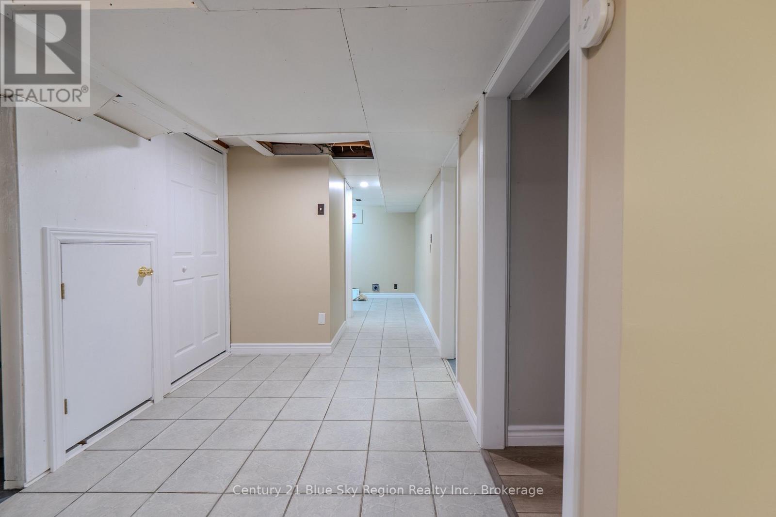 272 PATRICIA STREET - 36
