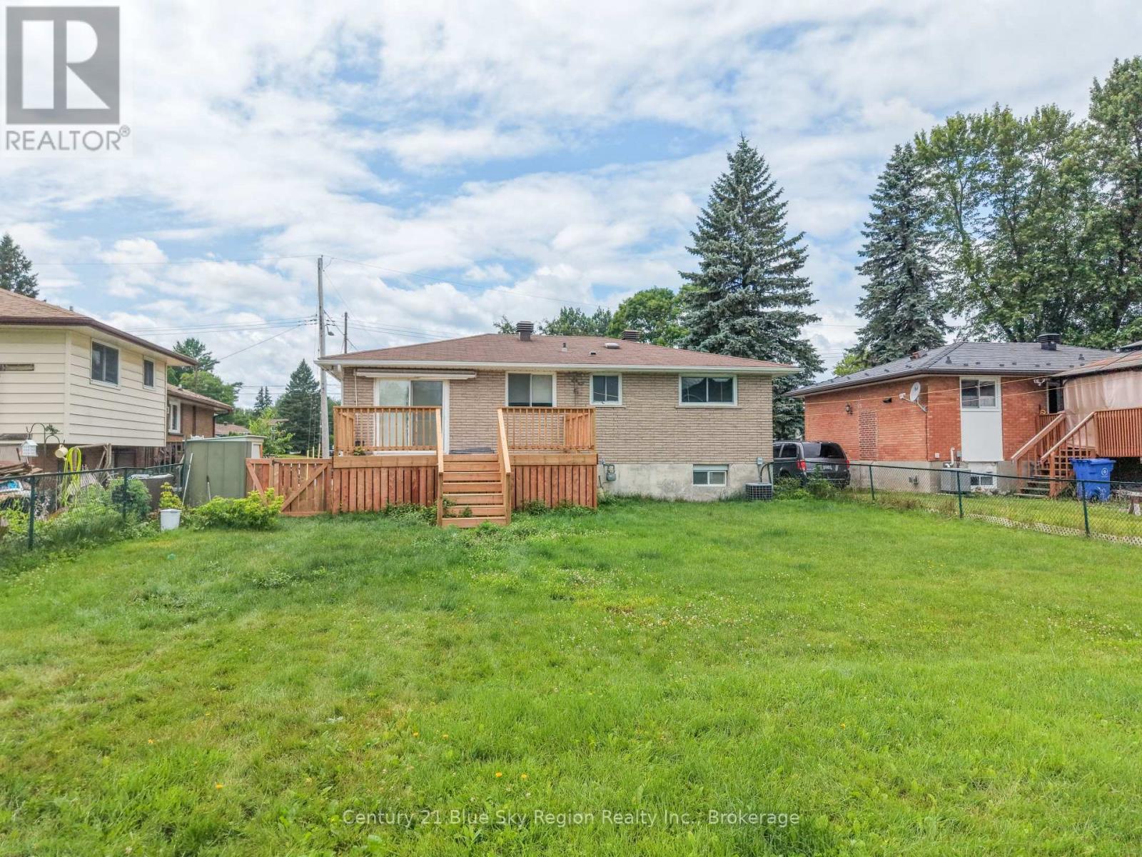 272 PATRICIA STREET - 5