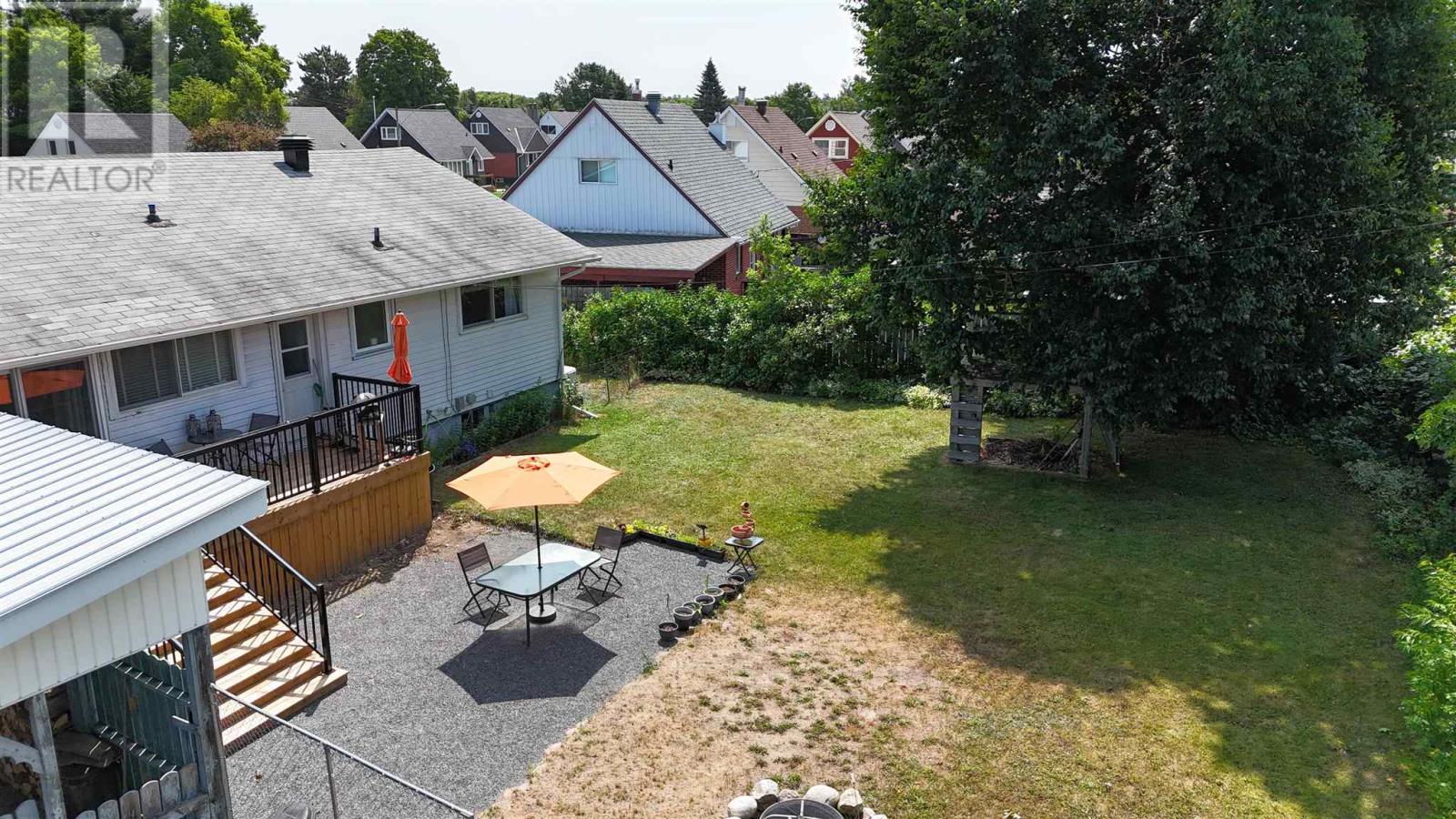10 Blackwell RD - 4