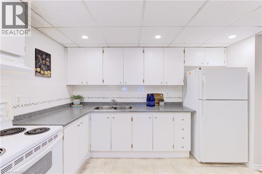 #304 20 SPEERS Road - Image 11