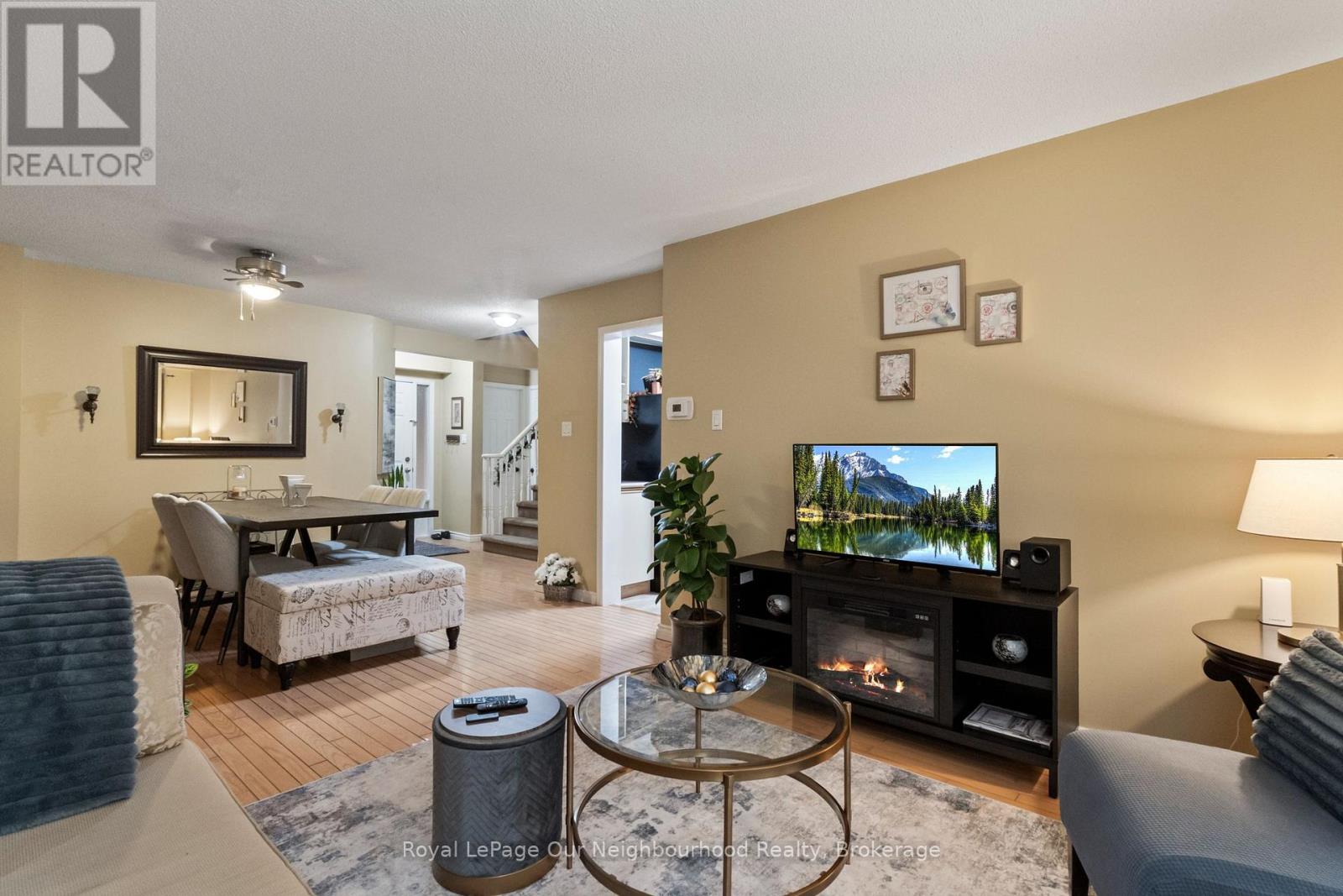 23 WOODWARD DRIVE - 11
