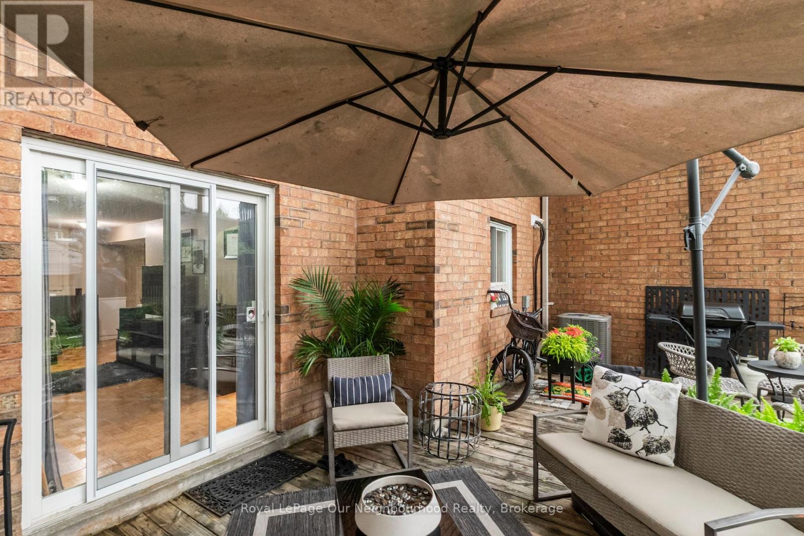 23 WOODWARD DRIVE - 43