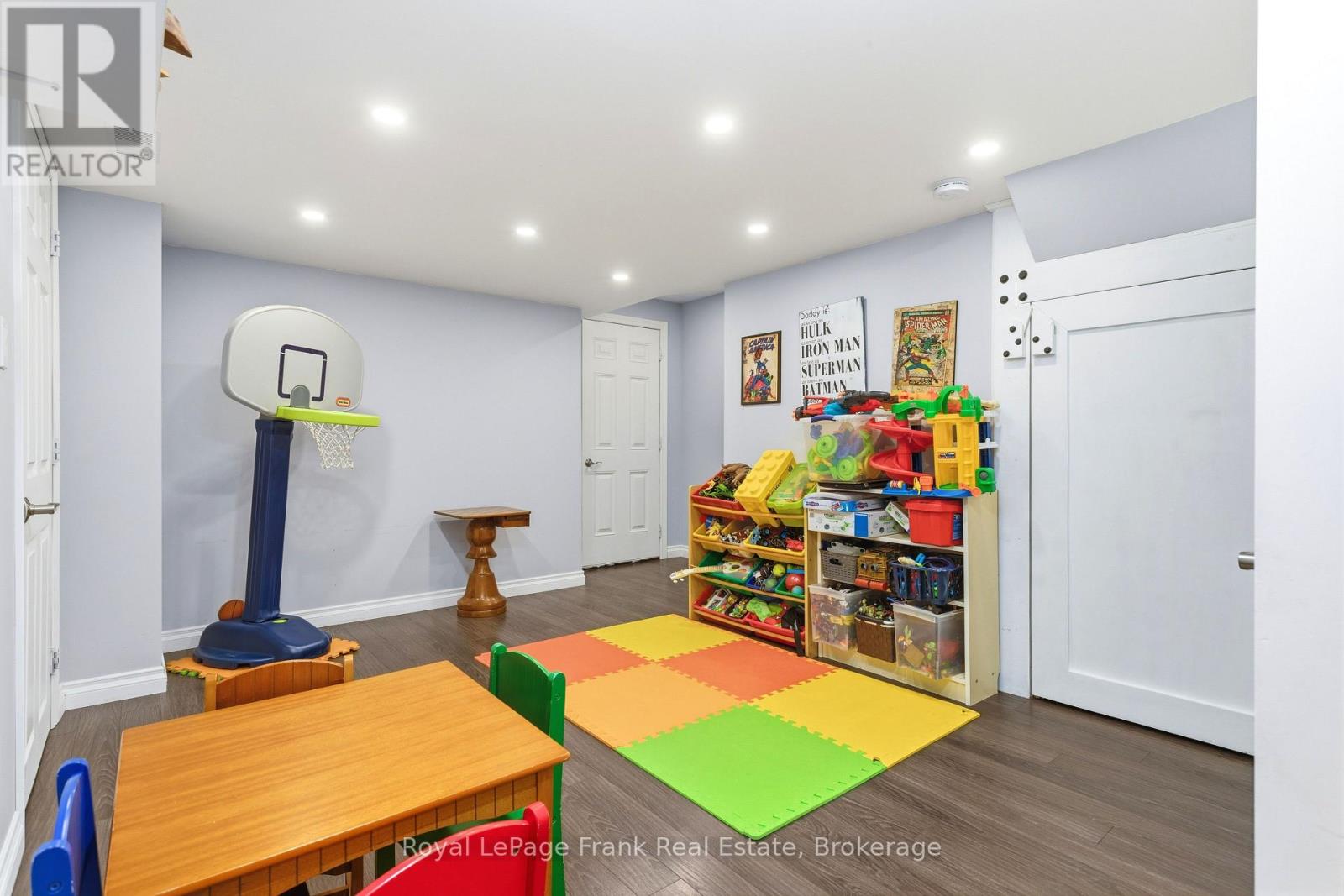 1340 WADEBRIDGE CRESCENT - 21