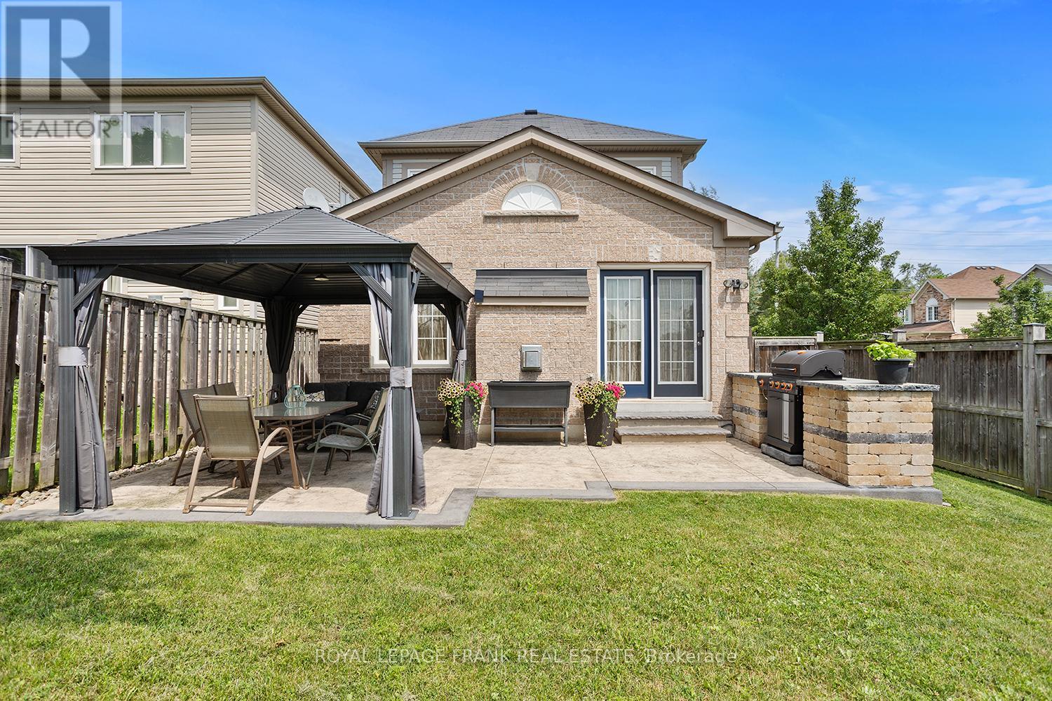 1340 WADEBRIDGE CRESCENT - 31