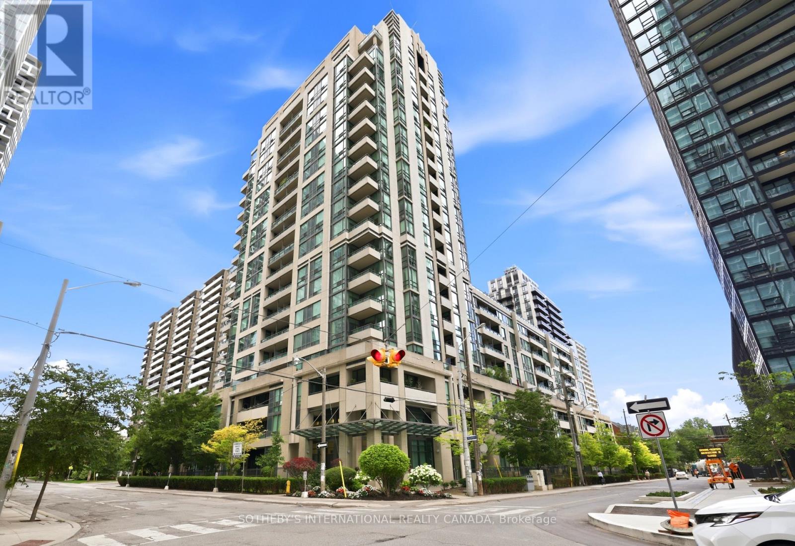 #409 88 BROADWAY AVENUE - 41