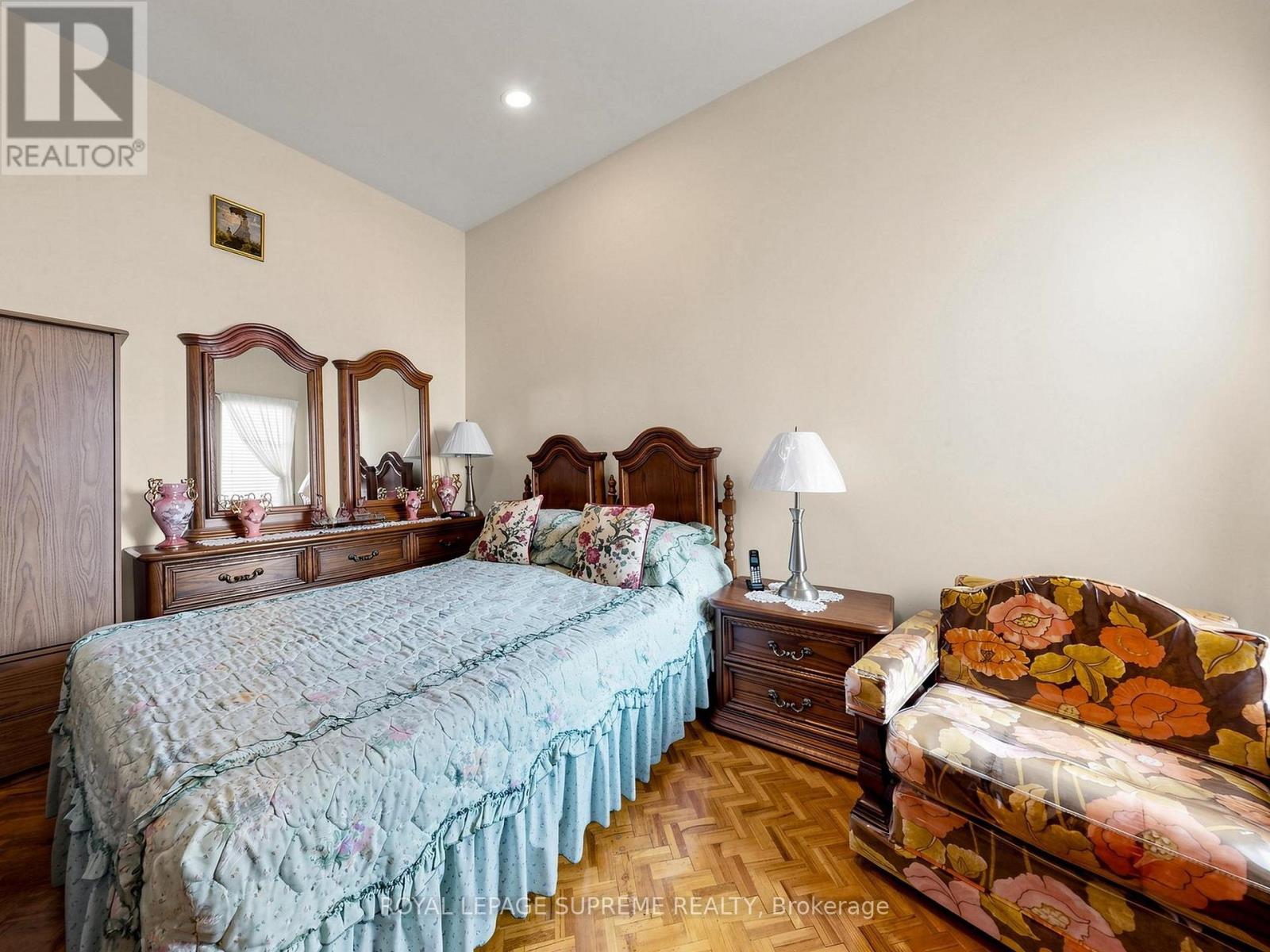 196 PALMERSTON AVENUE - 14