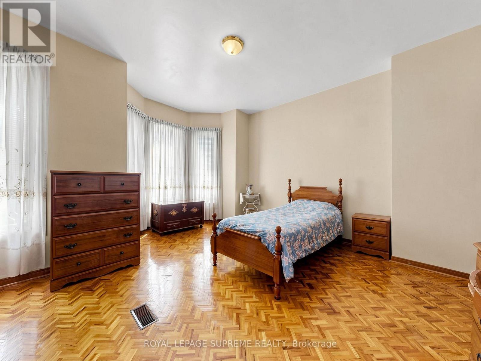 196 PALMERSTON AVENUE - 22
