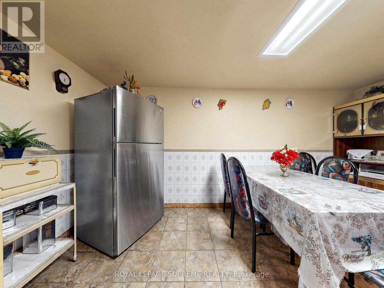 196 PALMERSTON AVENUE - 38