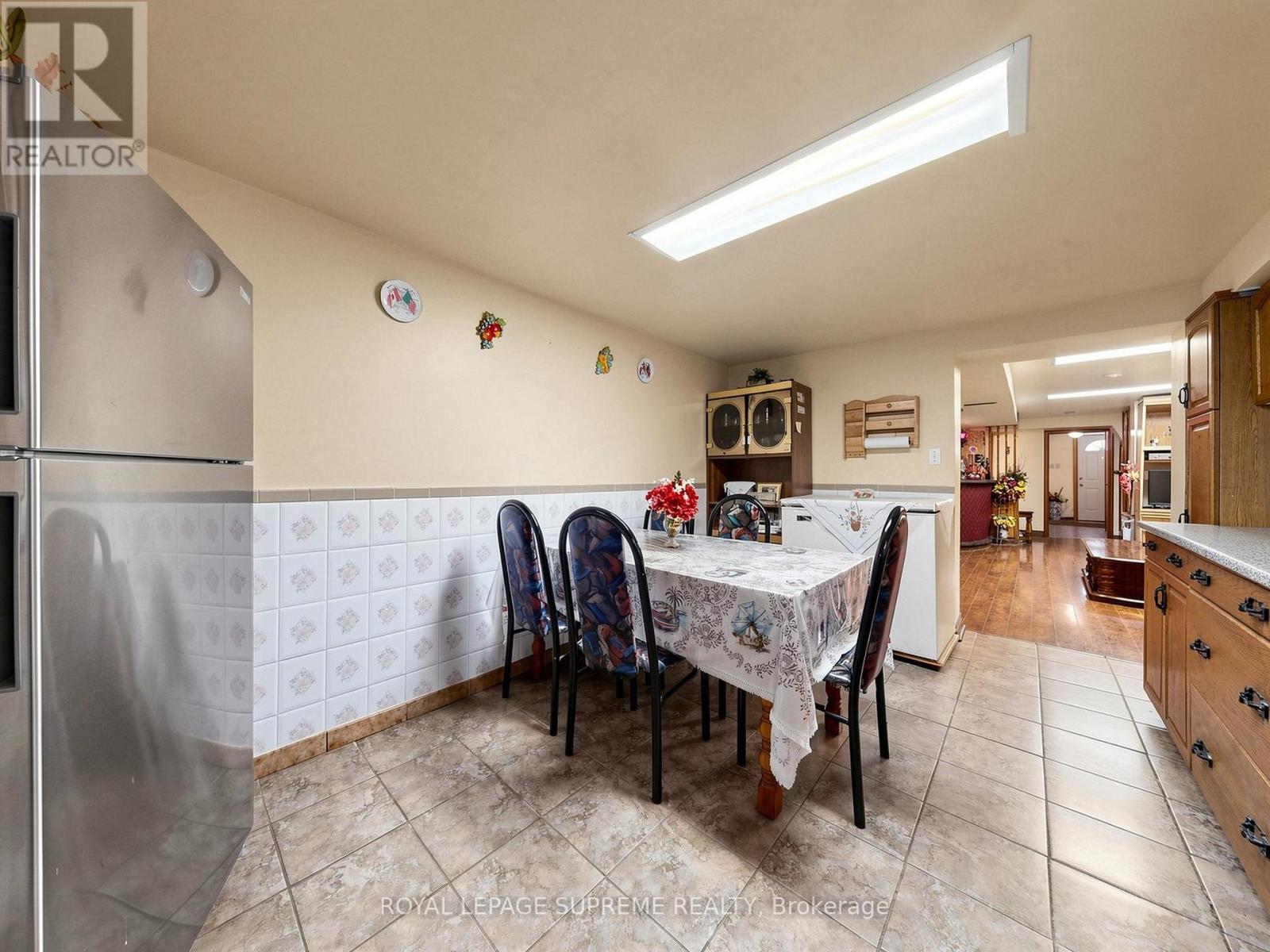 196 PALMERSTON AVENUE - 39