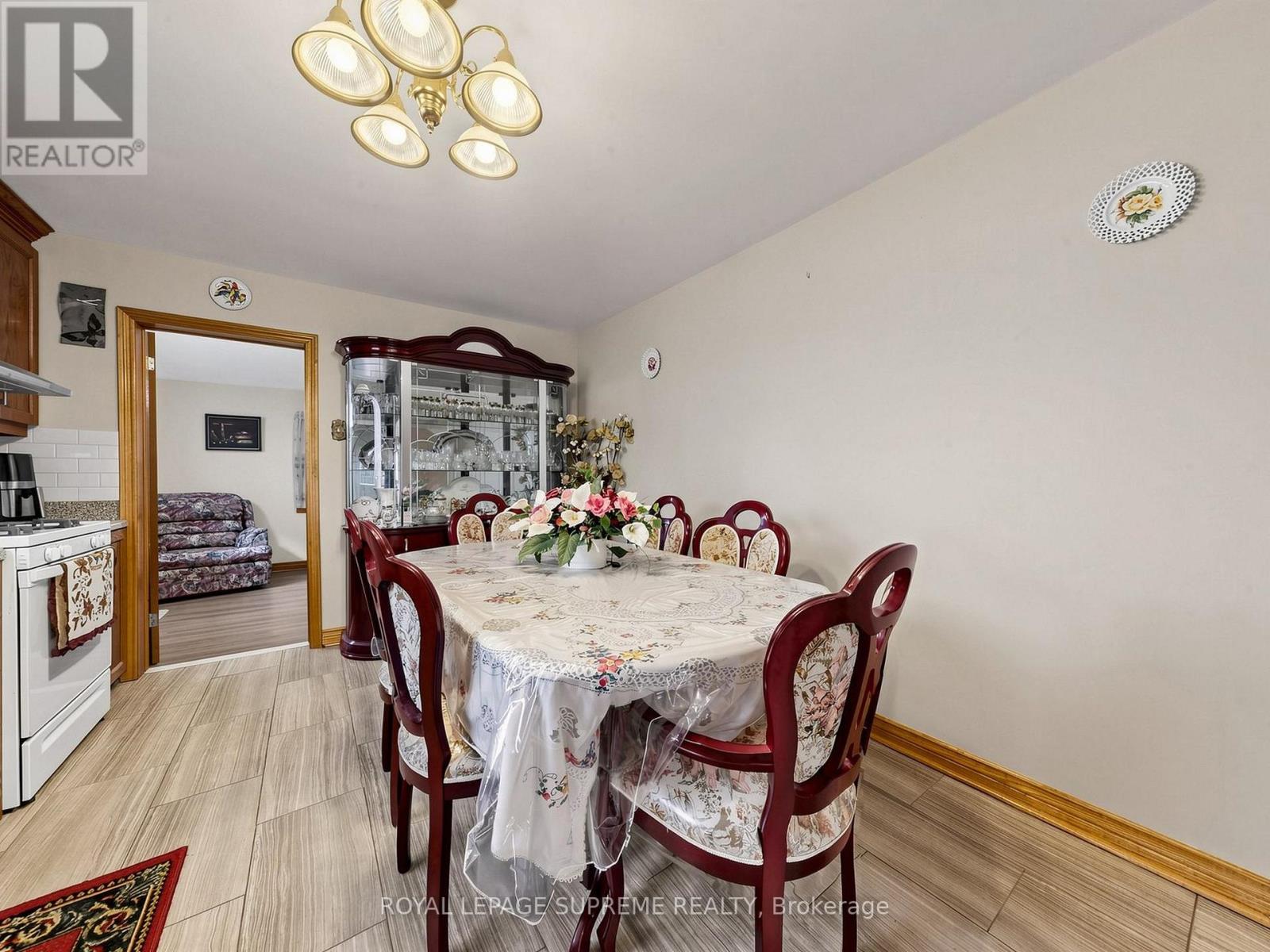 196 PALMERSTON AVENUE - 4