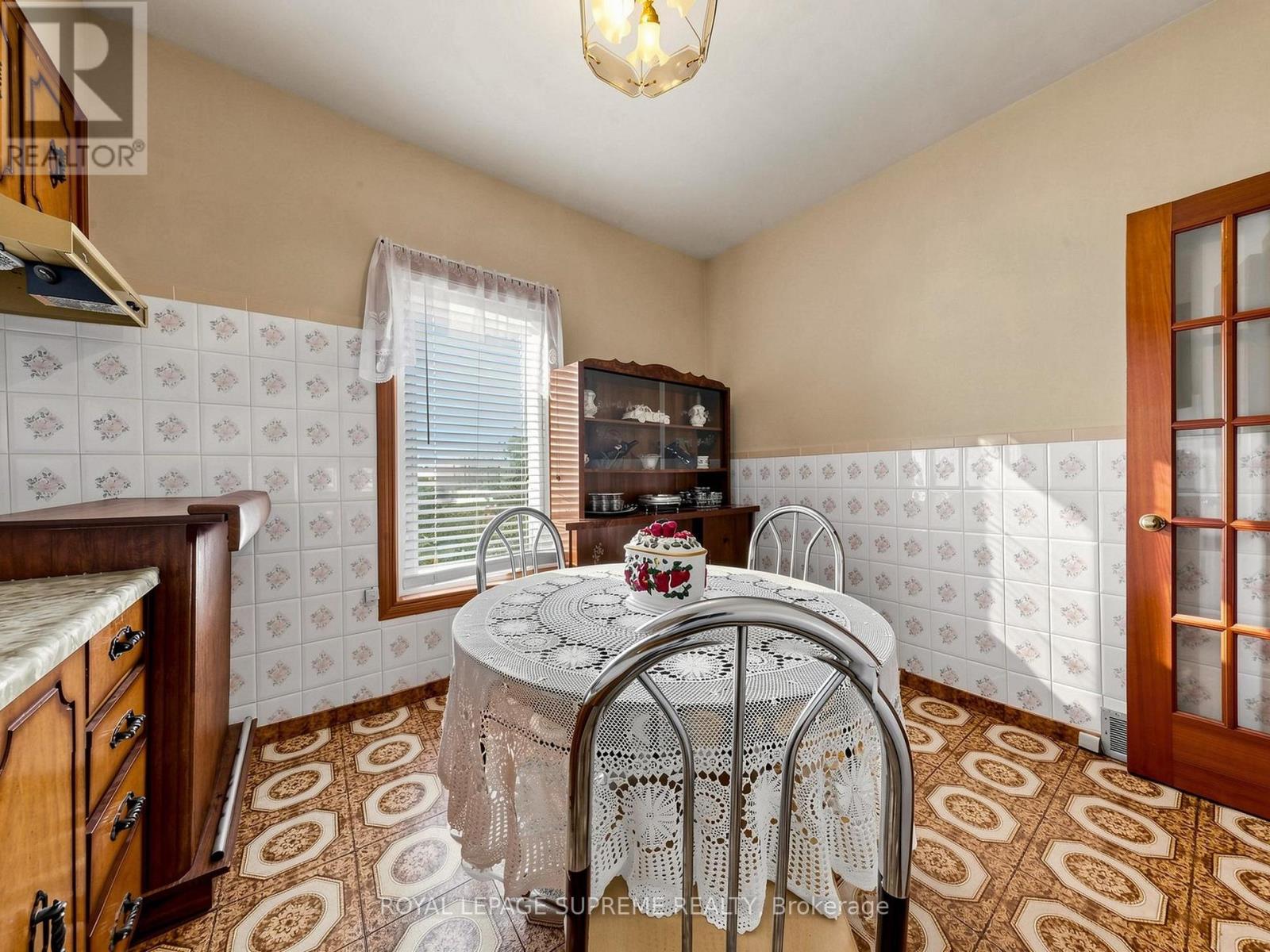 196 PALMERSTON AVENUE - 41