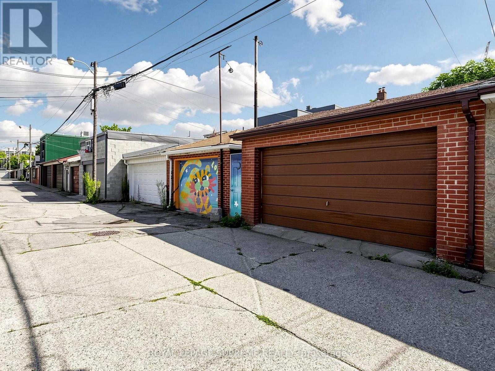 196 PALMERSTON AVENUE - 47