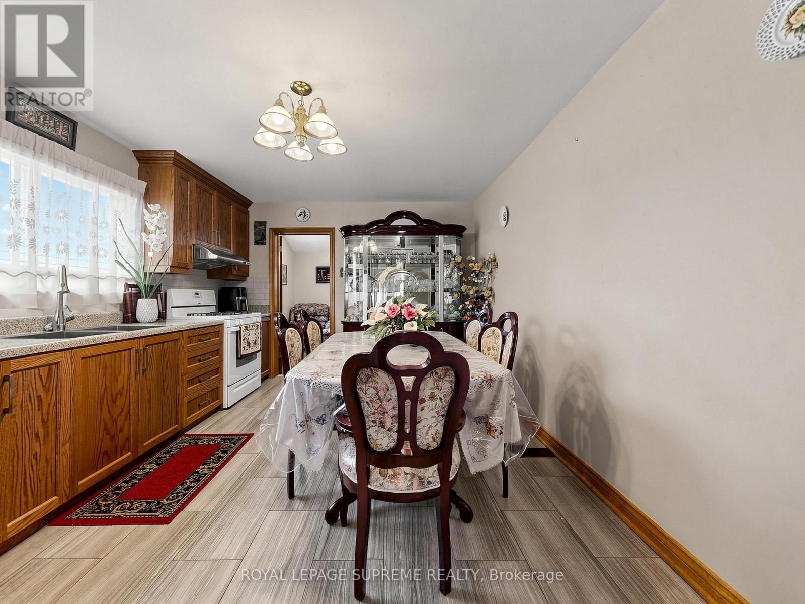 196 PALMERSTON AVENUE - 6