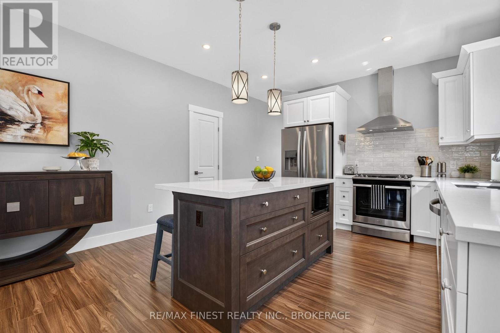 1515 BERKSHIRE DRIVE - 16