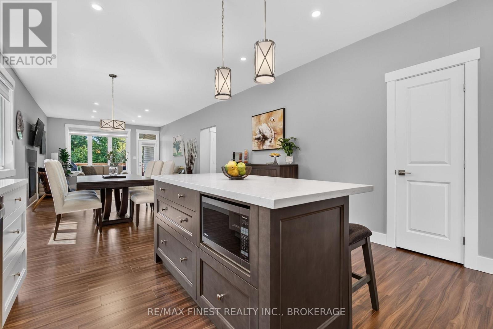 1515 BERKSHIRE DRIVE - 17