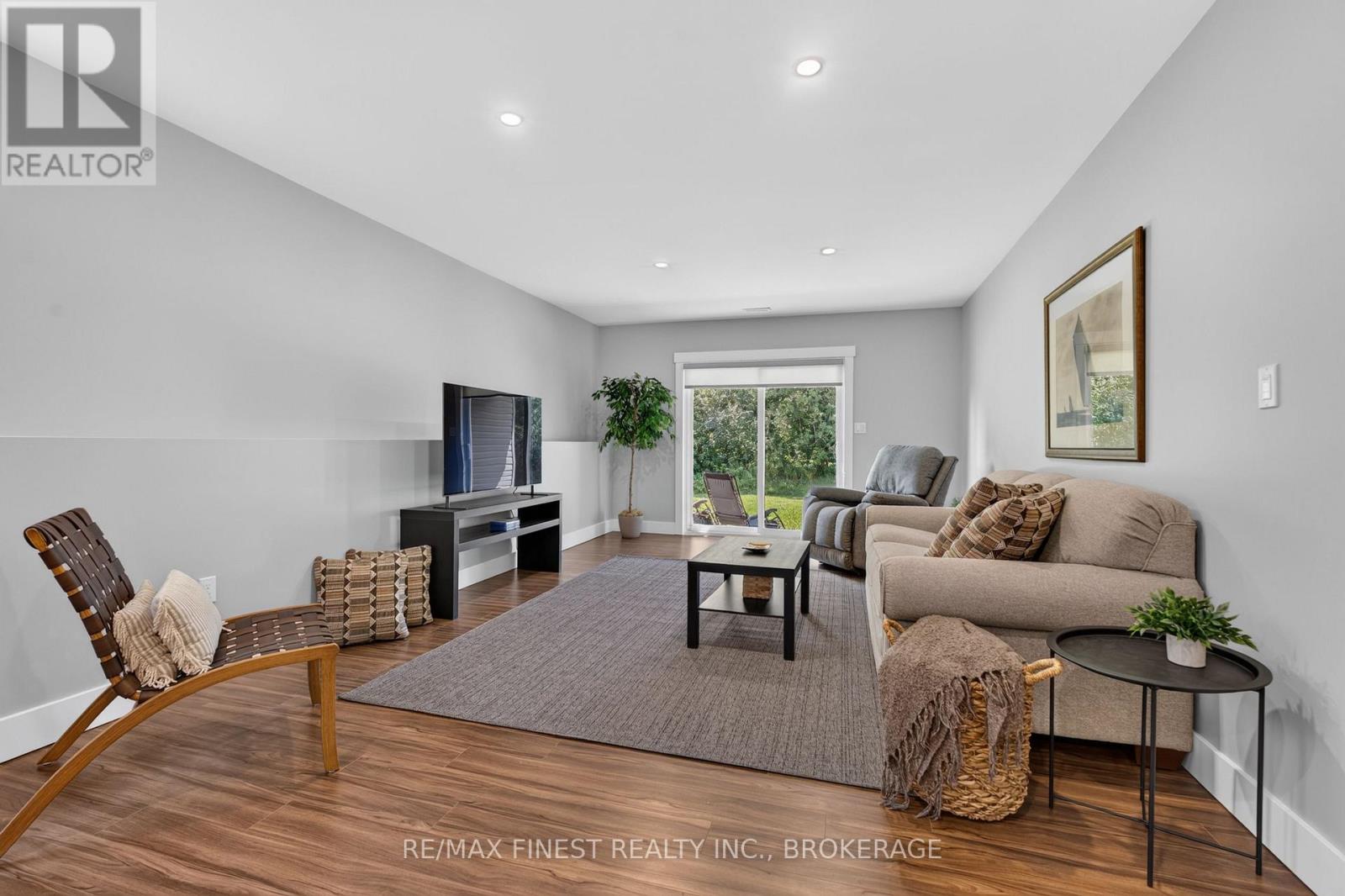 1515 BERKSHIRE DRIVE - 30