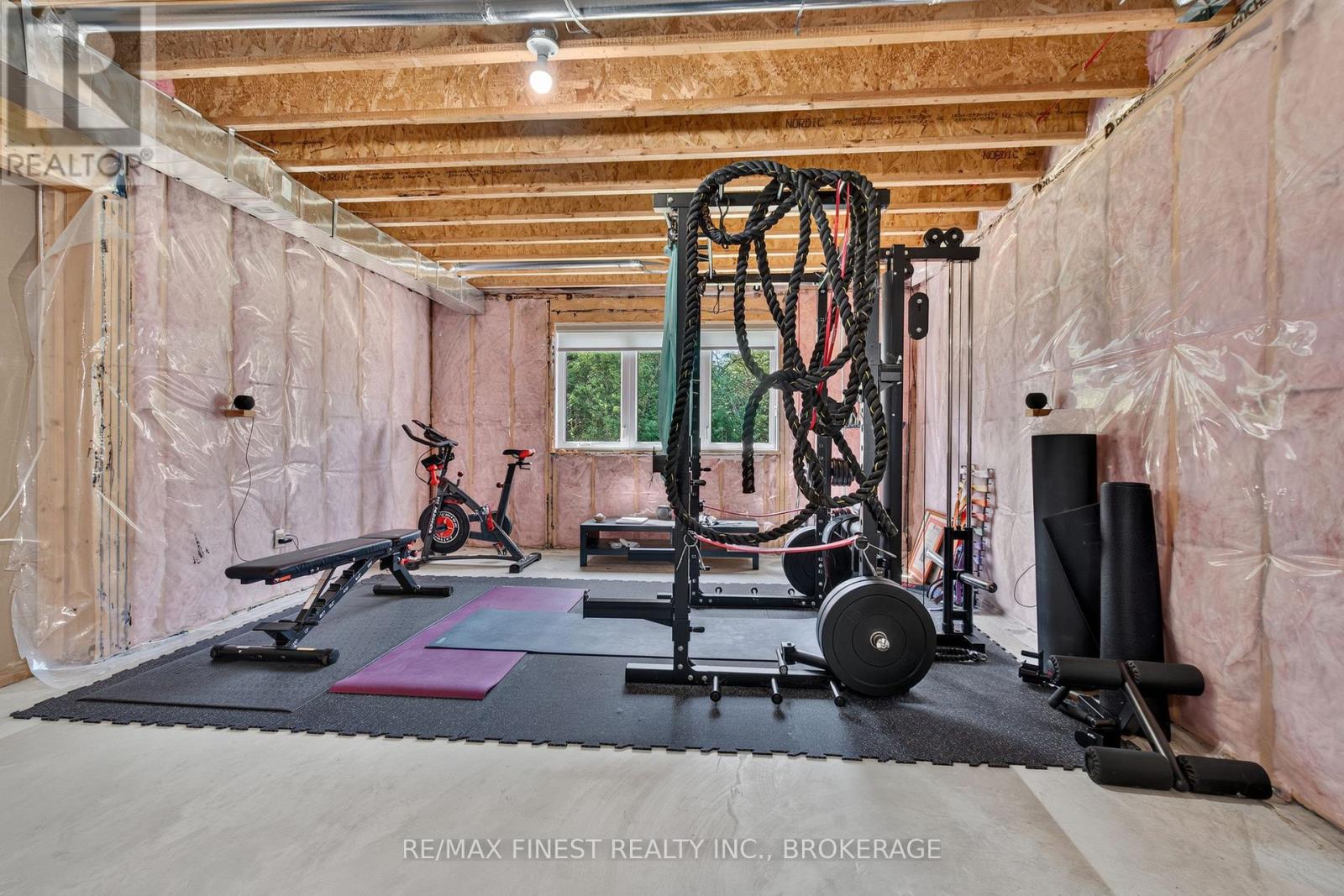 1515 BERKSHIRE DRIVE - 35