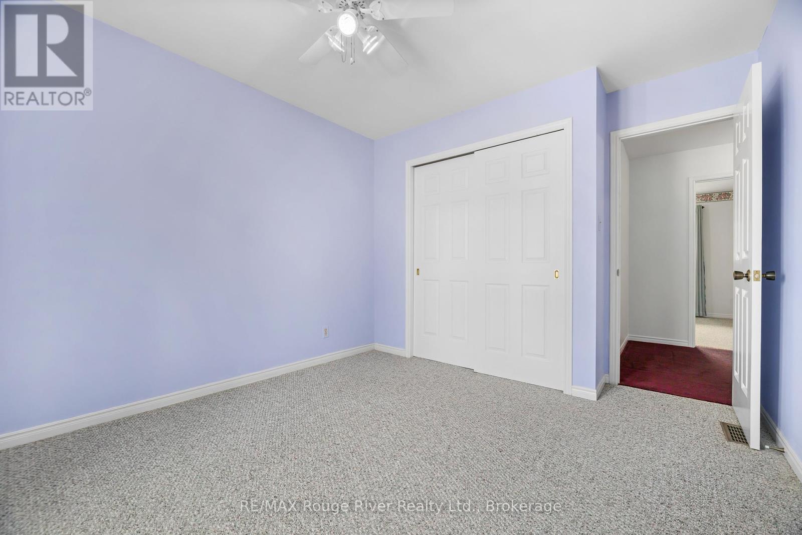 59 1/2 VICTORIA AVENUE N - 26