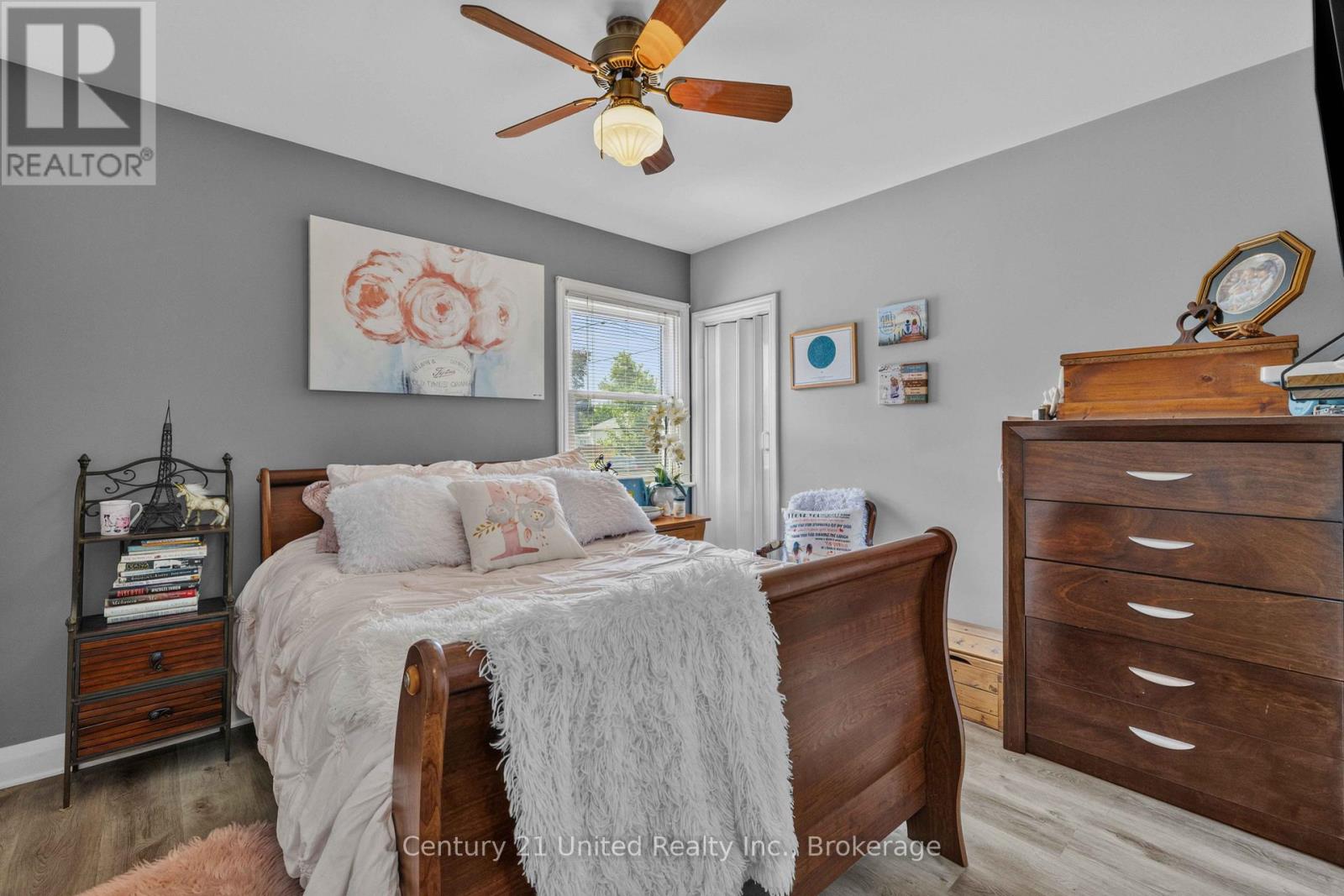 525 HOWDEN STREET - 17