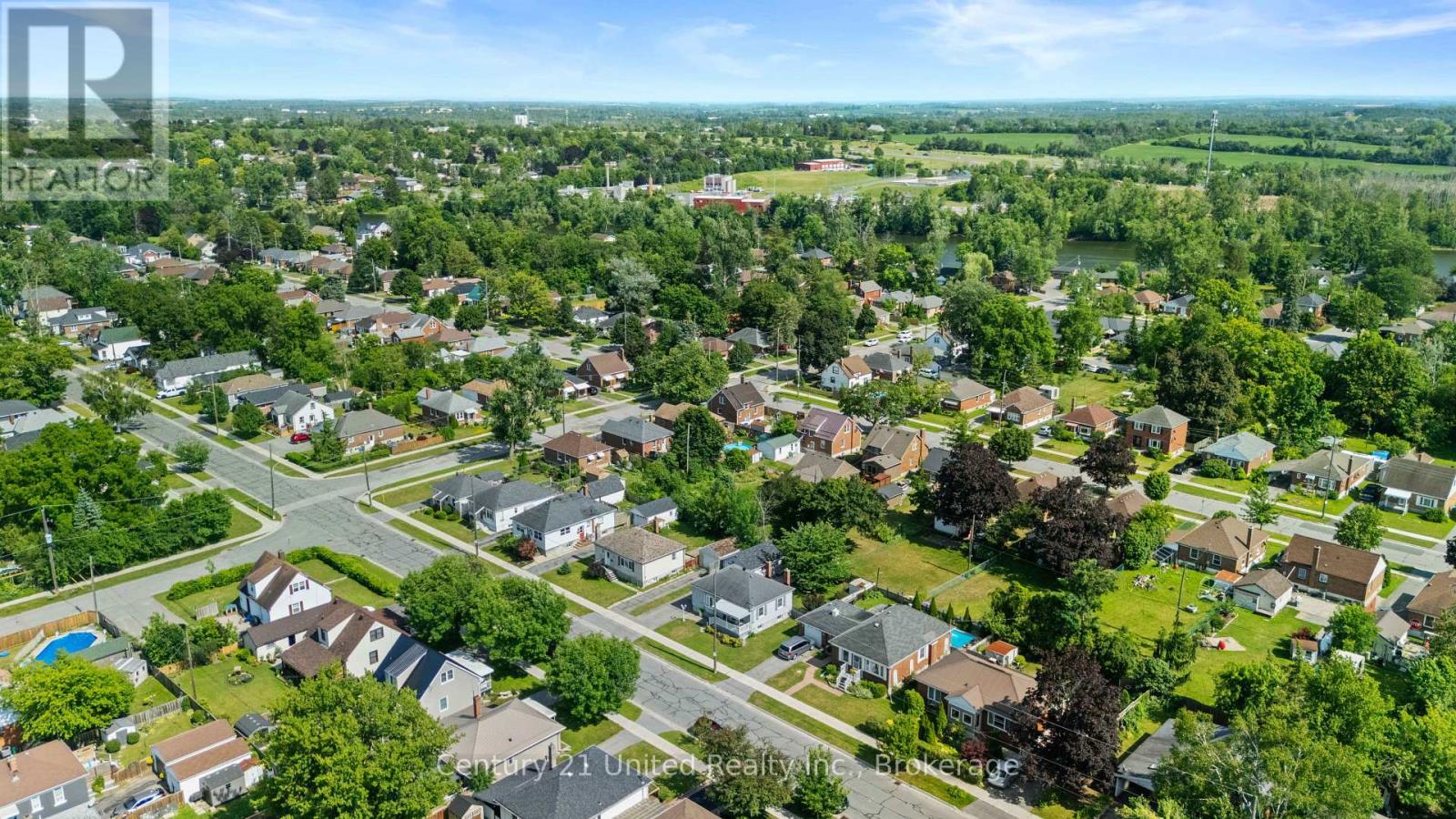 525 HOWDEN STREET - 26