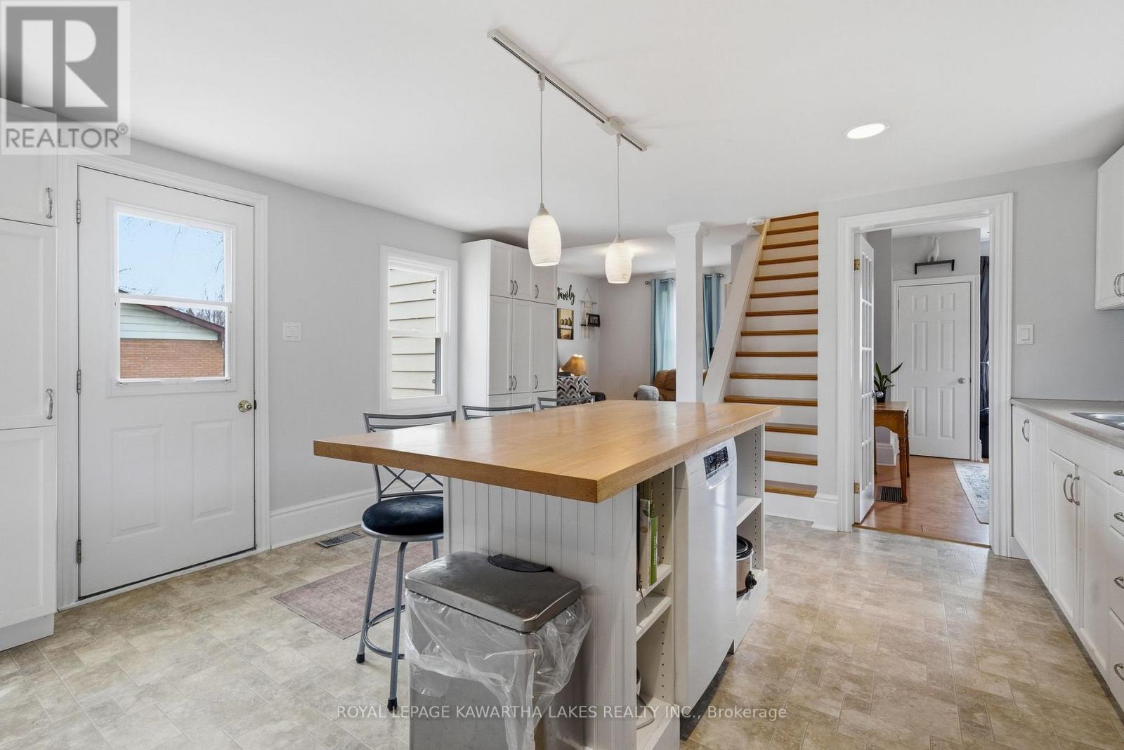 126 KING STREET - 22