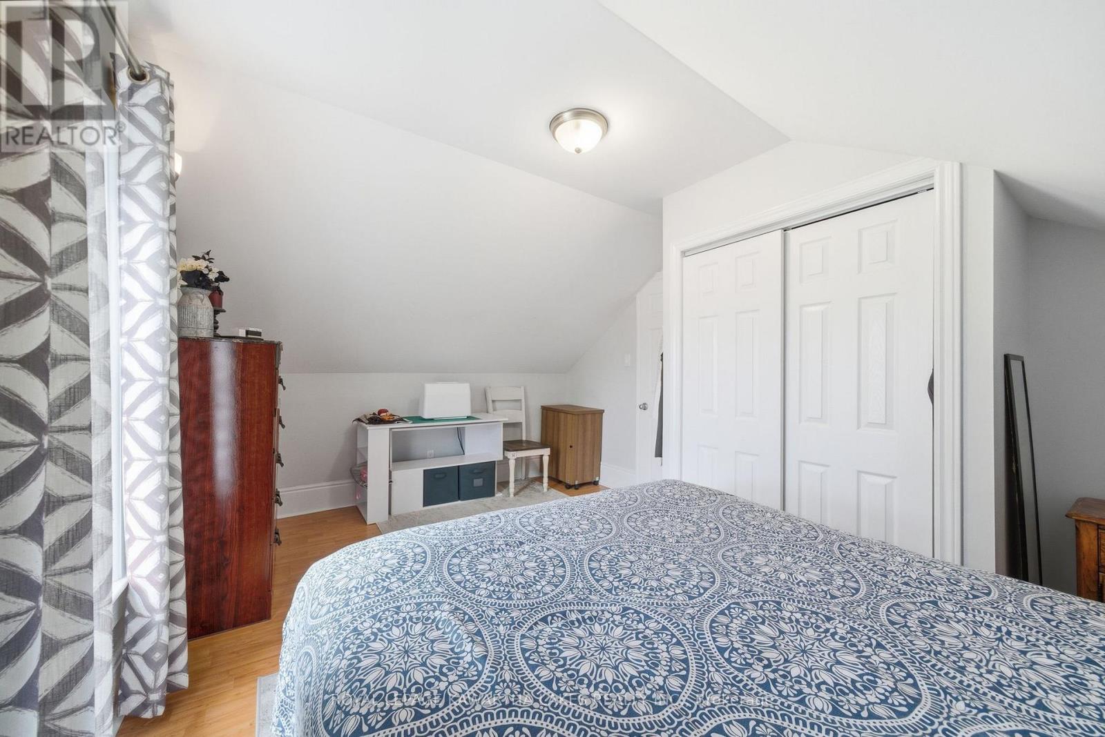 126 KING STREET - 35