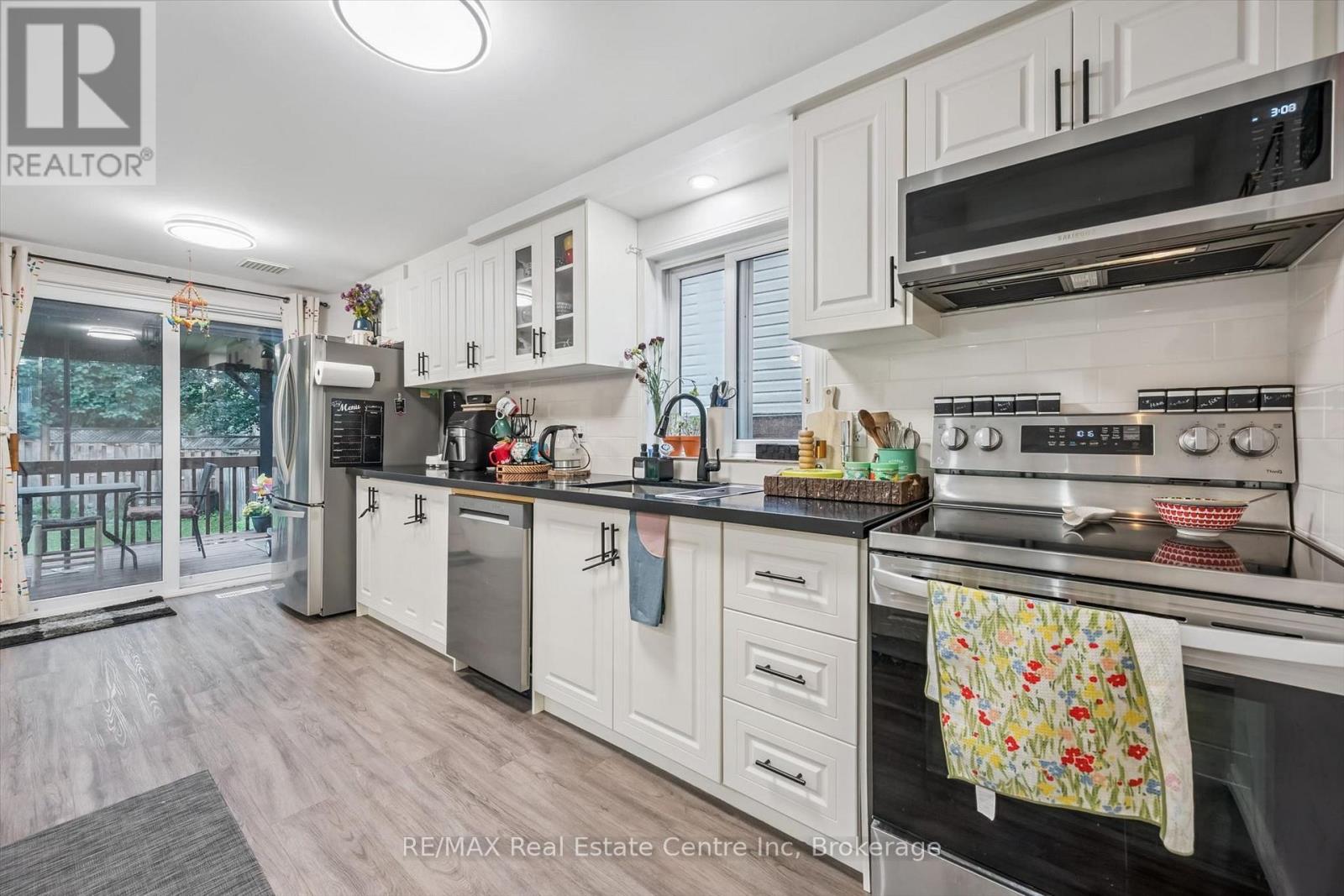 425 EXMOOR STREET - Image 12