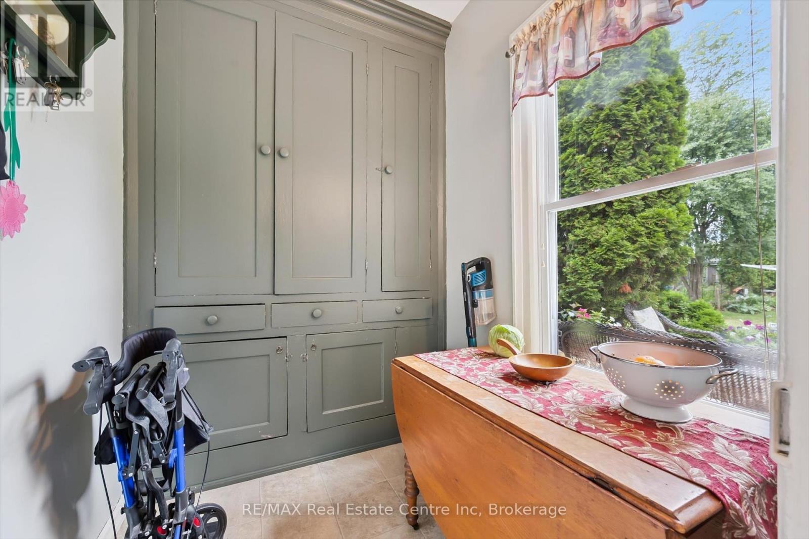 25 BADENOCH STREET - 13
