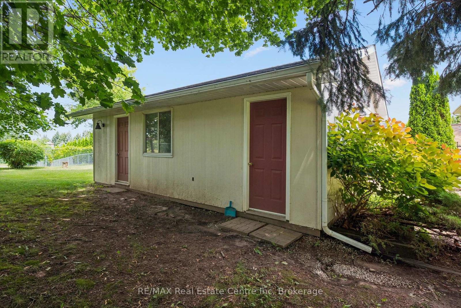 25 BADENOCH STREET - 34