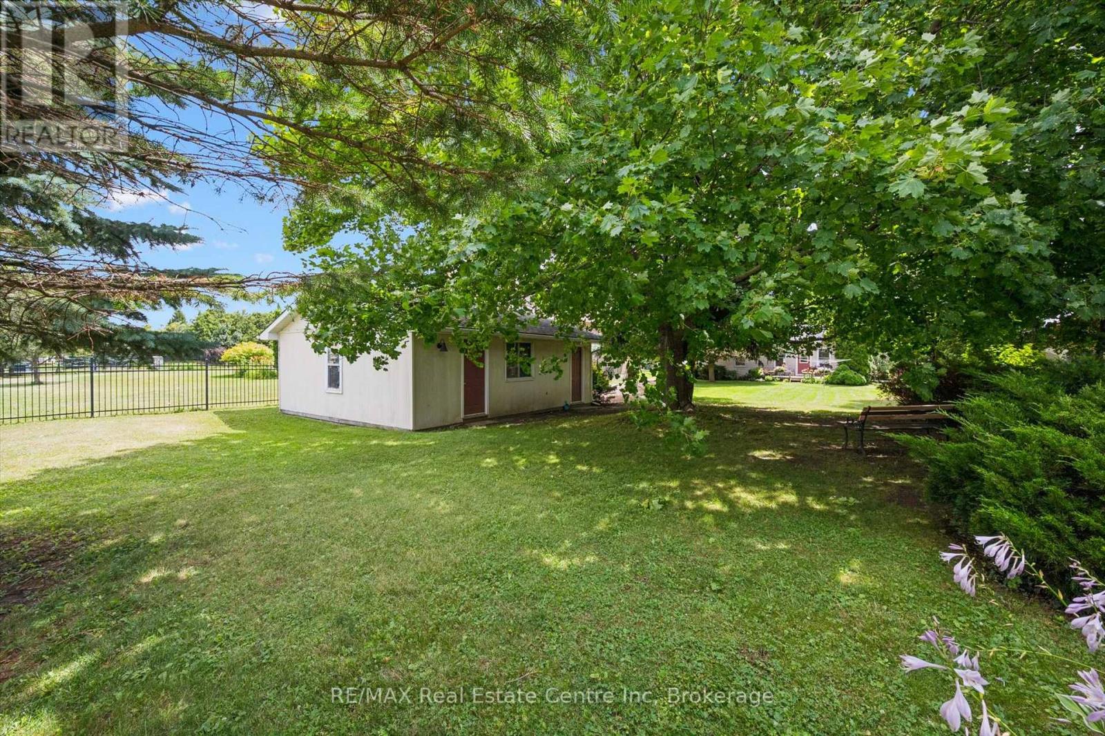 25 BADENOCH STREET - 35