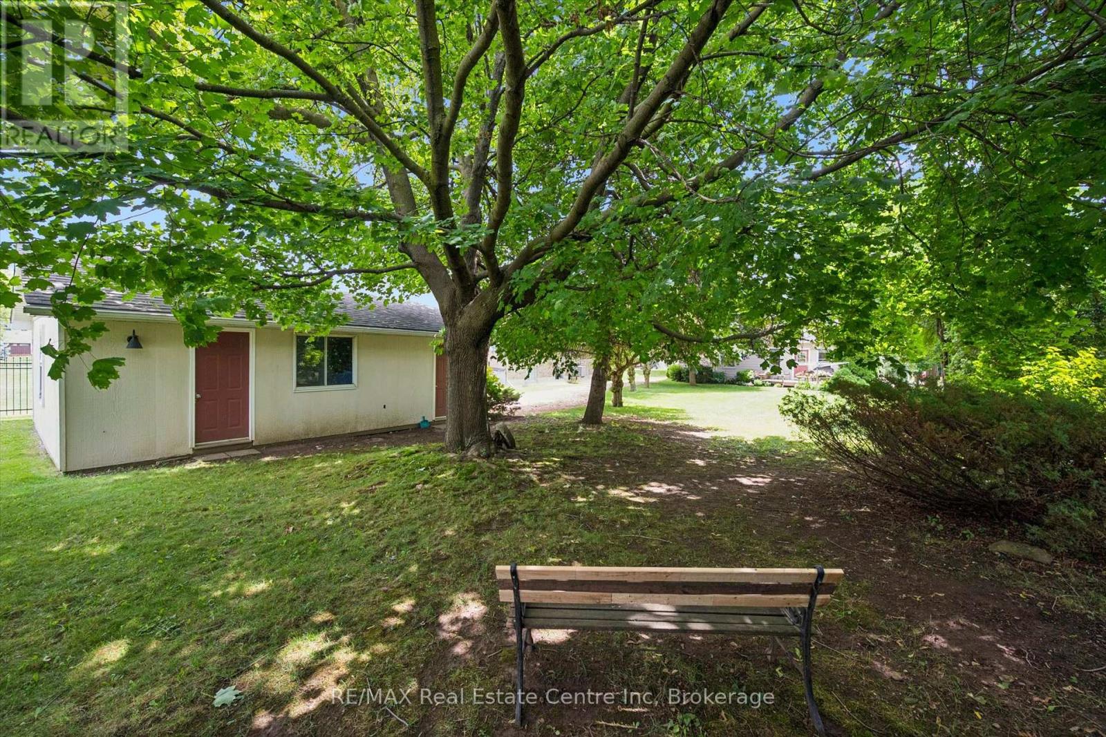 25 BADENOCH STREET - 36