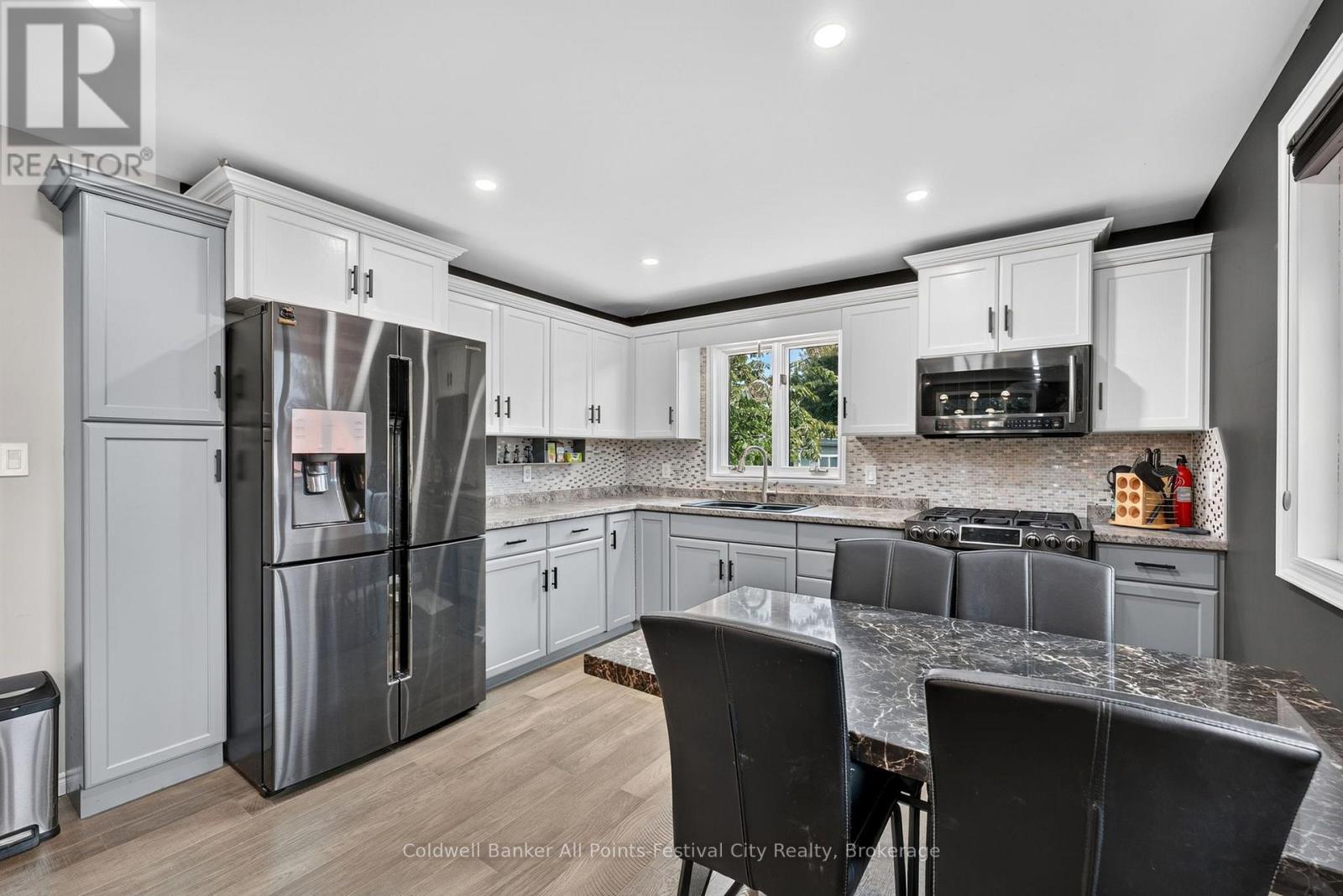 128 CAMBRIA ROAD N - Image 13