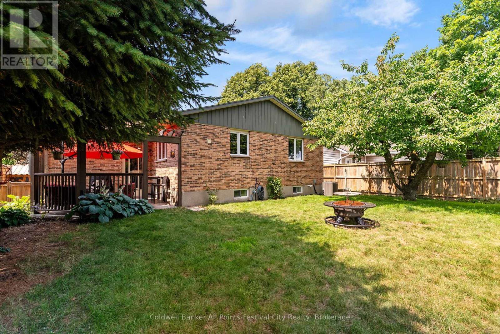 128 CAMBRIA ROAD N - Image 39
