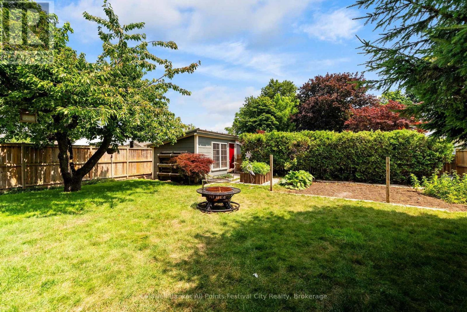 128 CAMBRIA ROAD N - Image 40