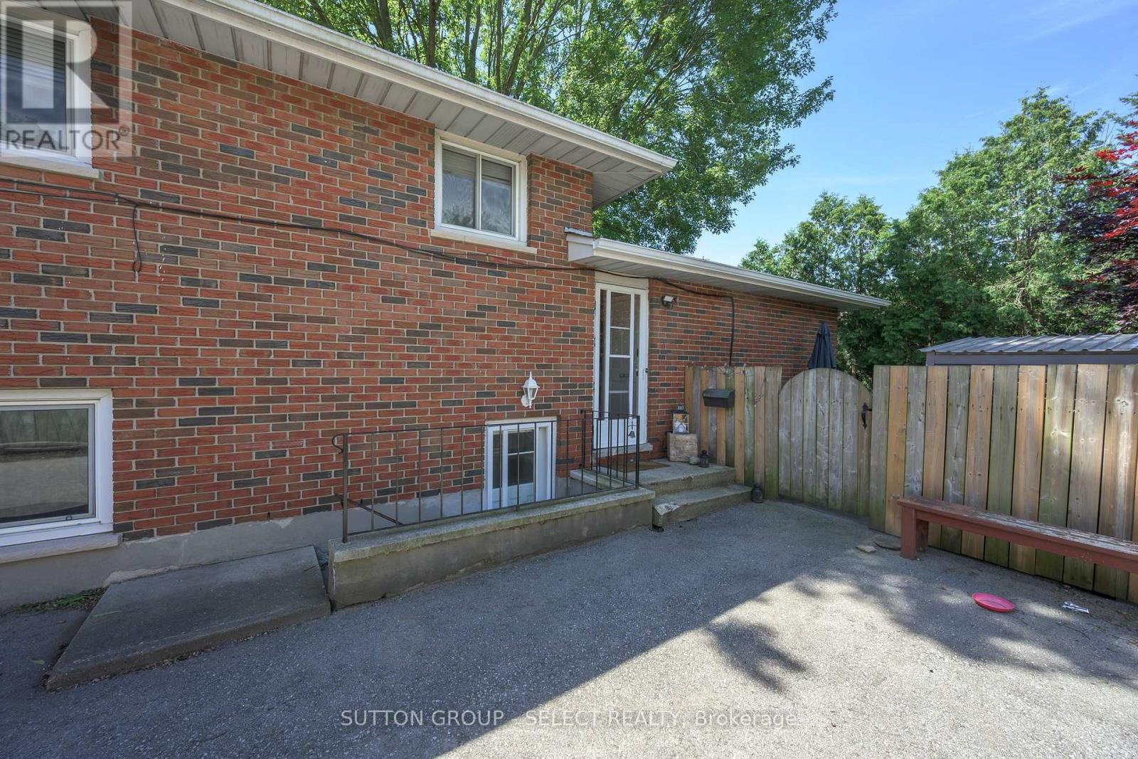 183-185 VANCOUVER STREET - 21