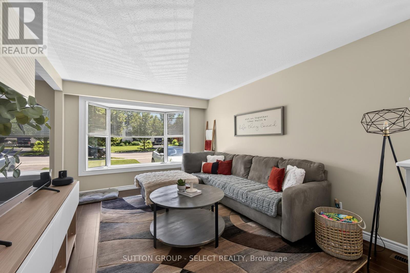 183-185 VANCOUVER STREET - 3
