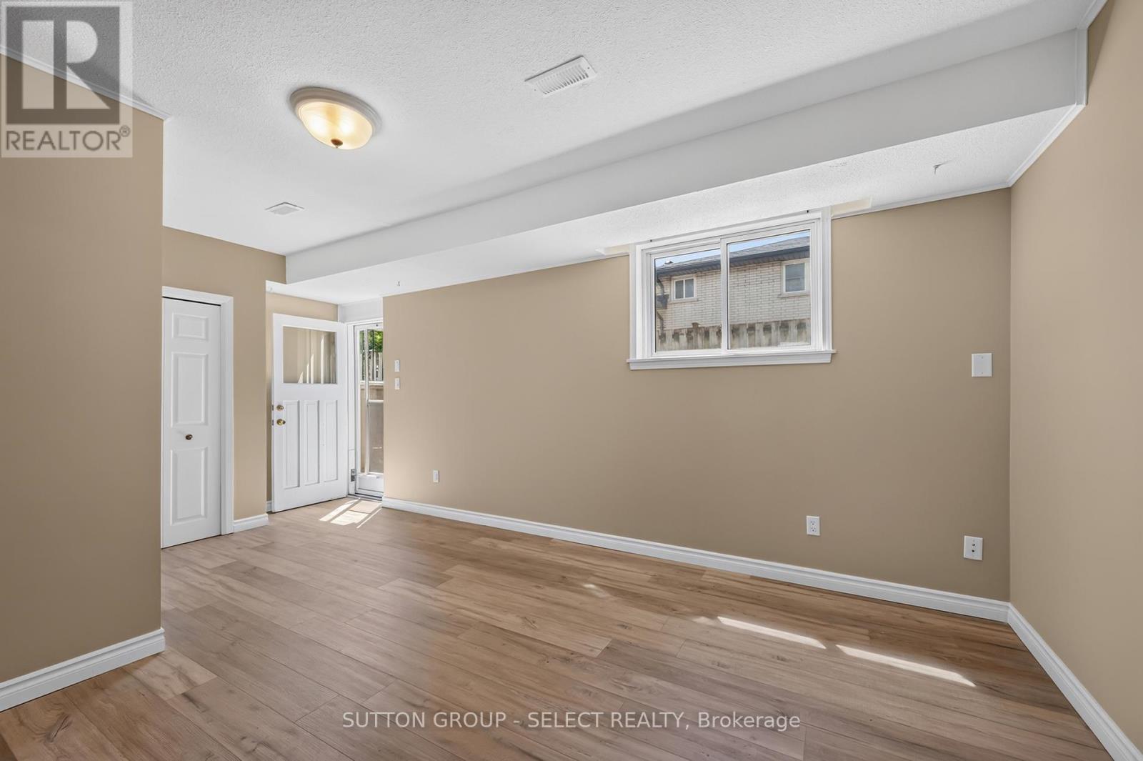 183-185 VANCOUVER STREET - 37