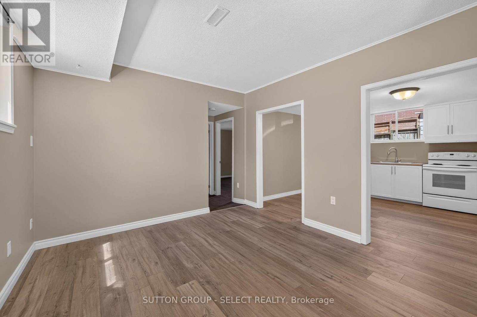 183-185 VANCOUVER STREET - 40