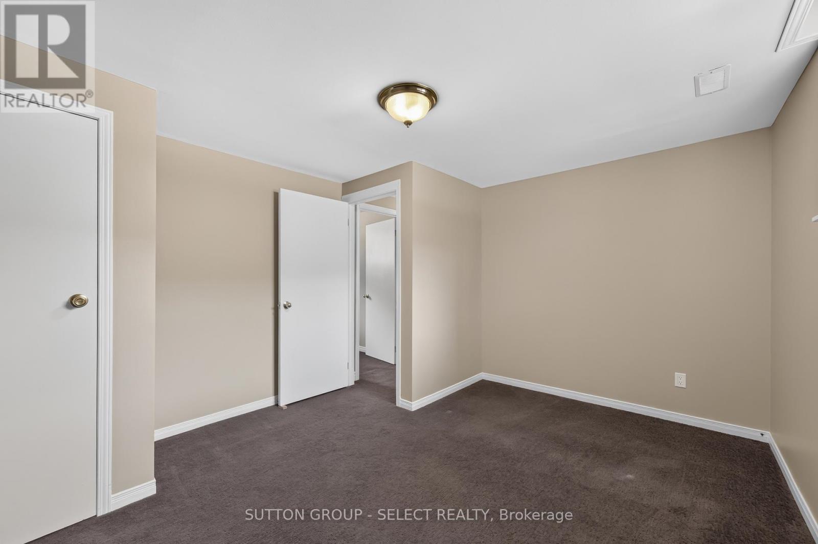 183-185 VANCOUVER STREET - 44