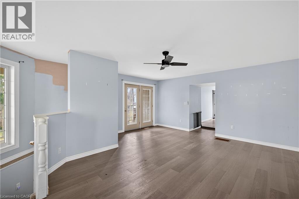 527 BOND Street - 6