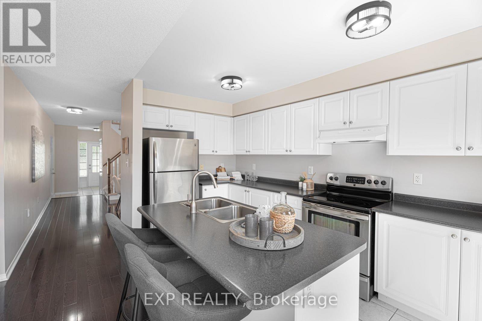 10 KINRADE CRESCENT - Image 19