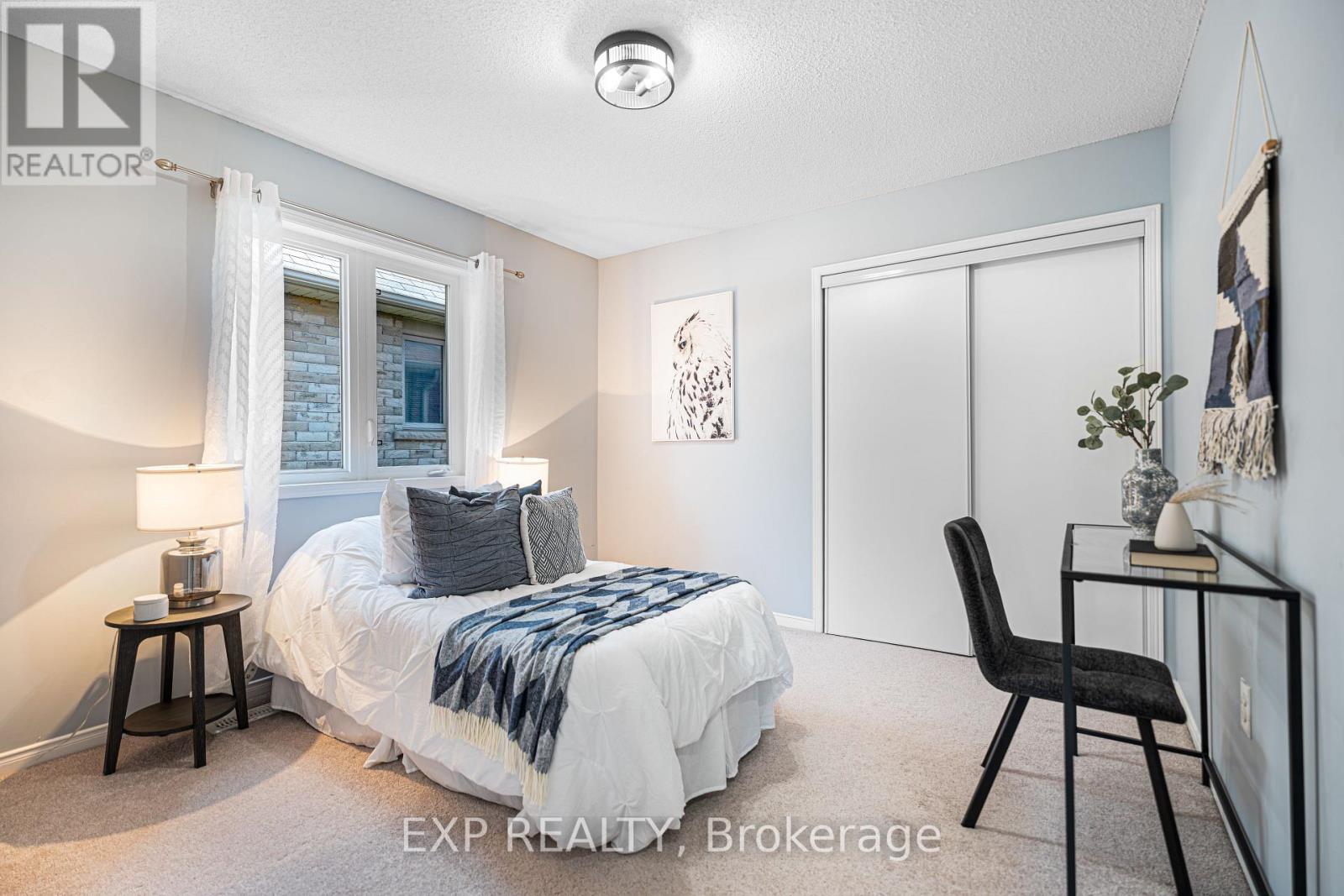 10 KINRADE CRESCENT - Image 32